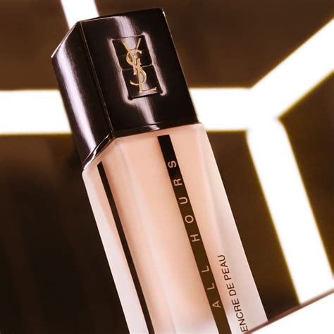 base maquillaje yves saint laurent|ysl beauty official site.